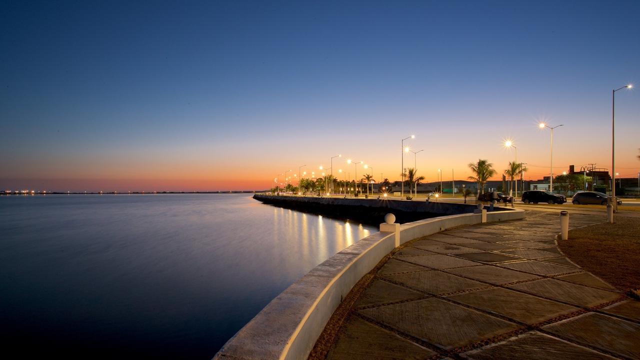 Hotel Marina Campeche Exterior photo